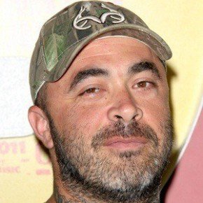 Aaron Lewis