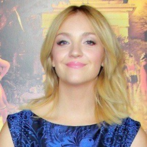 Abby Elliott