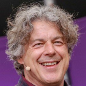 Alan Davies