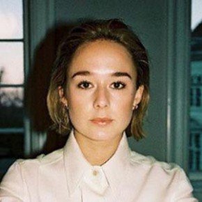 Alba August
