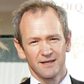Alexander Armstrong