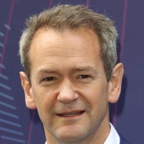 Alexander Armstrong