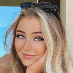 Alexi Rozmajzl