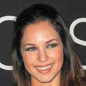 Alexis Knapp