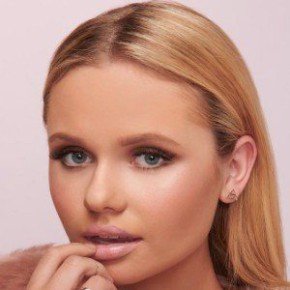 Alli Simpson