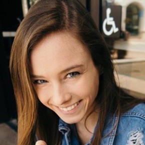 Allie Strasza