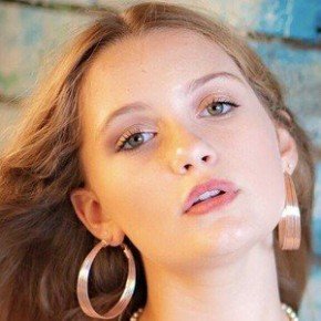 Amelia Ayris
