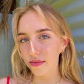 Amelia K
