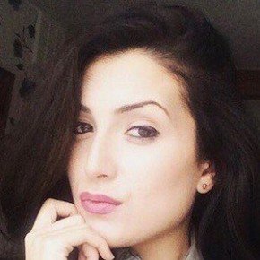 Amina Maz