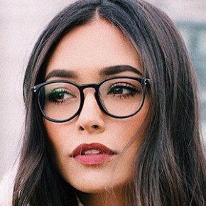 Ana Vbon