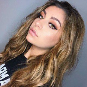 Andrea Russett