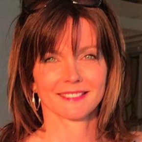 Annabel Giles