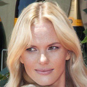 Anne Vyalitsyna