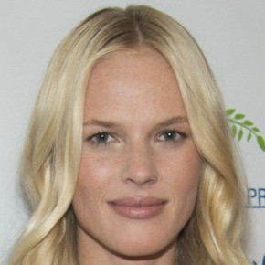 Anne Vyalitsyna