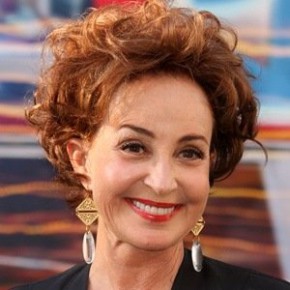 Annie Potts