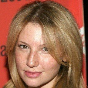 Ari Graynor