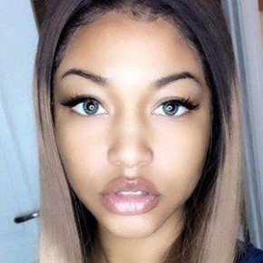 Ariel Foxx