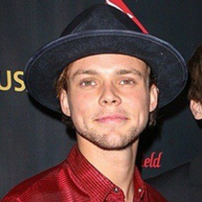 Ashton Irwin