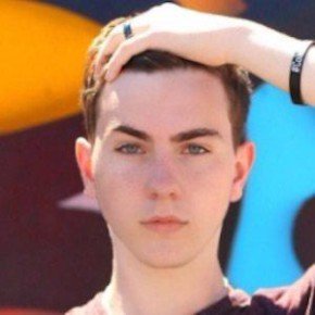 Austin Wallis