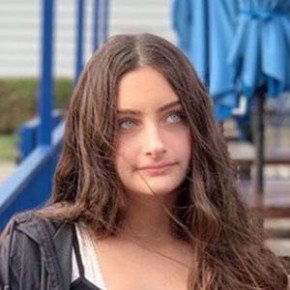 Ava Woehrle