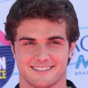 Beau Mirchoff