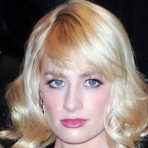 Beth Behrs