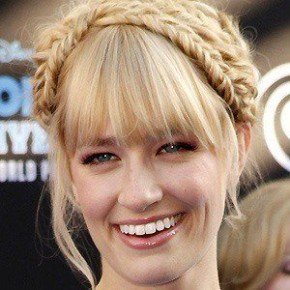 Beth Behrs