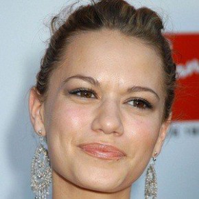Bethany Joy Lenz