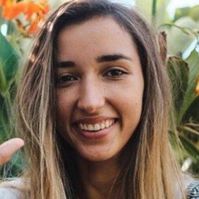Brianne Worth