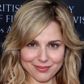 Cara Buono