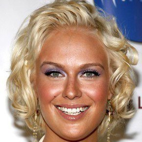 CariDee English