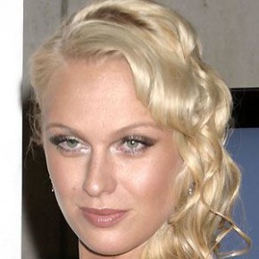 CariDee English