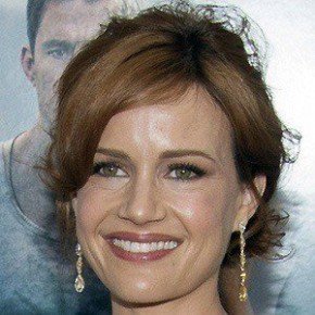 Carla Gugino