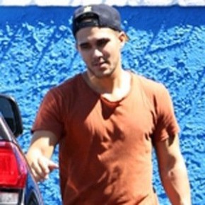 Carlos PenaVega