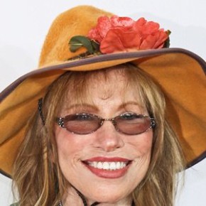 Carly Simon