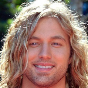 Casey James