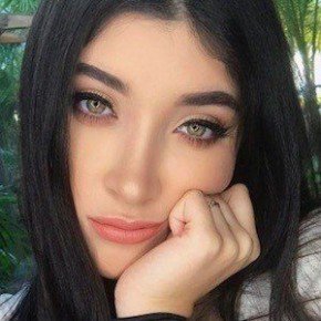Cat Cardona