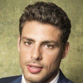 Cauã Reymond