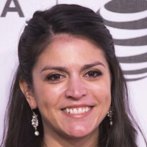 Cecily Strong