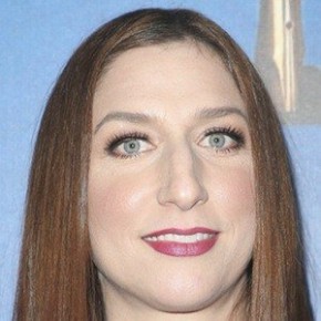 Chelsea Peretti