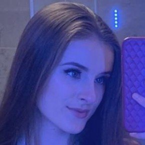 Chloe Davison