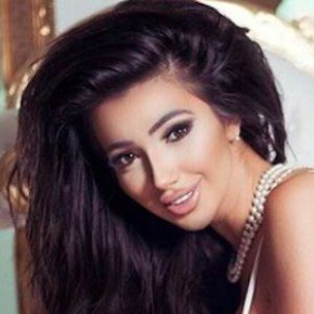 Chloe Khan