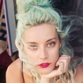 Chloe Norgaard
