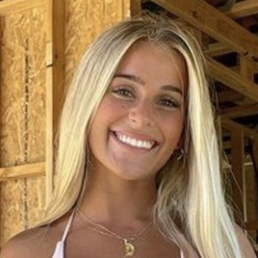 Chloe Roberts