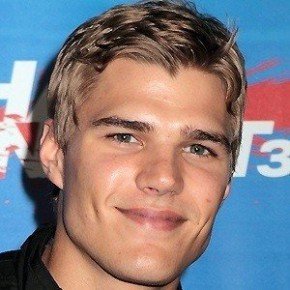 Chris Zylka