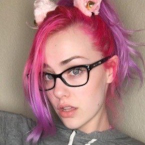 ClaraBabyLegs