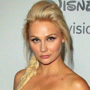 Clare Bowen