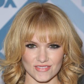 Claudia Lee