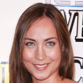 Courtney Ford