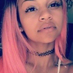 CurlyyRed